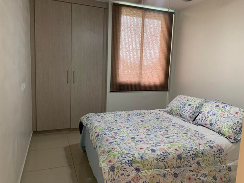 Imagen 4 de 10 de Apartamento En Alquiler En Condado Del Rey 22-2565
