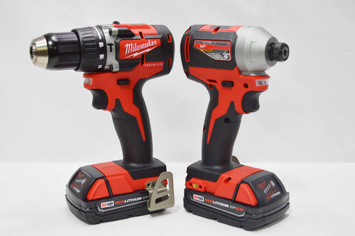 Taladro Milwaukee 2900-22ctbp Set Taladro2802-20+atornill285