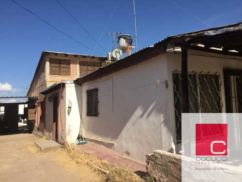 Casa En Venta De 4 Dormitorios C/ Cochera En Buena Nueva