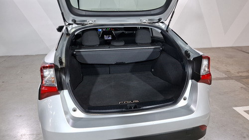 Toyota Prius 1.8 HYBRID BASE AUTO