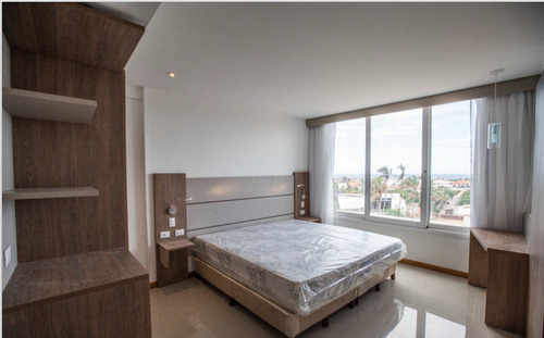 Hotel En Venta, Sector La Mira, Playa El Agua