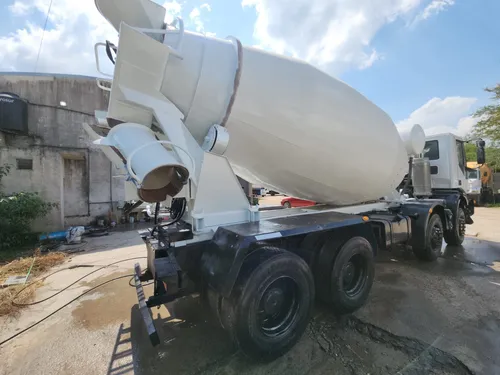 Camión Mixer Hormigonero 10m