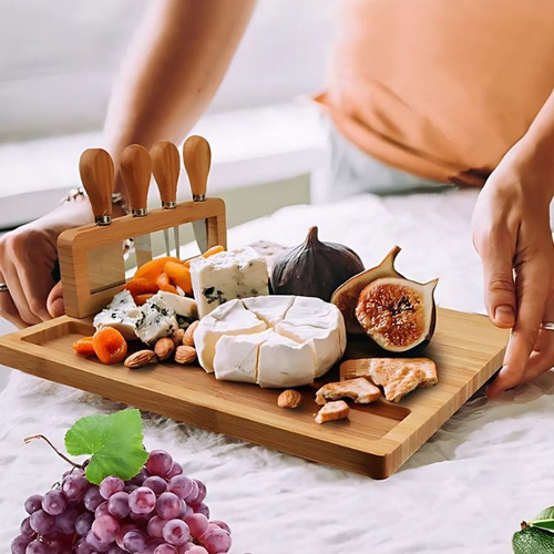 Tabla De Madera Para Picoteo Con 4 Cuchillos