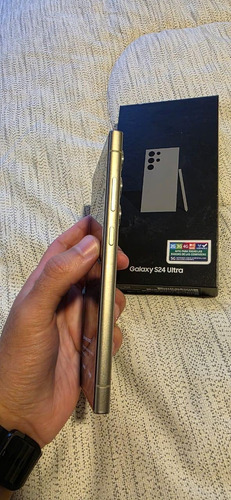 Samsung Galaxy S24 Ultra 256gb Gris Titanio (Usado)