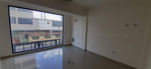 Imagen 19 de 30 de Sp/** Excelente Edificio Con Local Comercial En P/b Y Mas Bondades En Venta Barquisimeto Zona Centro, Tlf. 0424-5197639. # 22-15281, Lara Venezuela