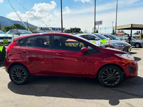 Ford Fiesta 1.6 Hatchback Mecánica