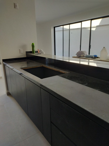 Imagen 7 de 14 de Casa Nueva De Autor 3 Rec Con Baño Estudio Amplios Espacios
