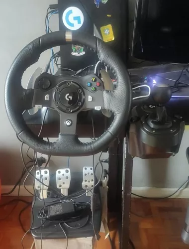 Volante Logitech G25 em segunda mão durante 75 EUR em Vilanoveta na WALLAPOP