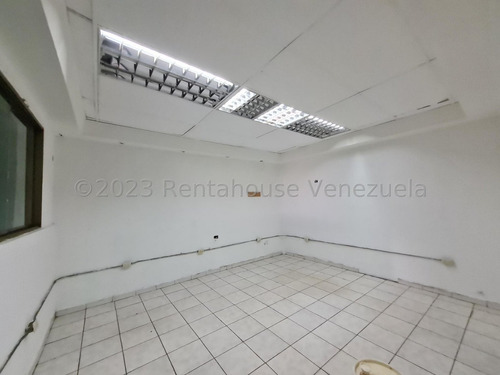 Imagen 5 de 30 de %%%% Galpón Comercial En Alquiler En Zona Industrial 3 Barquisimeto Lara_ Marydoll Mogollón- Renta House- 0424-226-45-39 %(mm) 23-25088 %%%