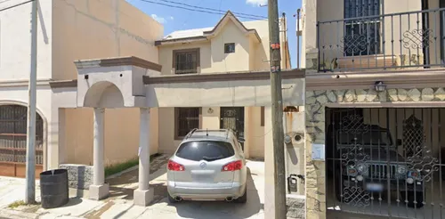 Casa De 2 Niveles Cerca De Walmart