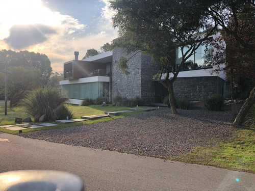 Venta Casa 4 Dormitorios San Nicolás Carrasco Ref 705