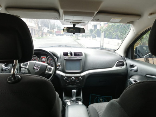 Dodge Journey 2.4 Sxt Fl - 7 Puestos