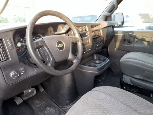 Chevrolet Express 6.0ls C 15 Pas At