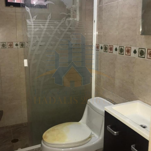 Imagen 9 de 12 de Apartamento De 2 Habitaciones, Urb. Nueva Casarapa