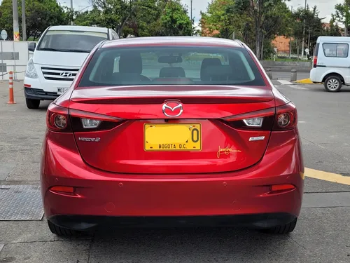 Mazda 3 2.0 Touring