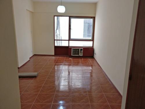 Venta Departamento Calle Santa Fe 1126 Y Cerrito  Soy Dueño!!!