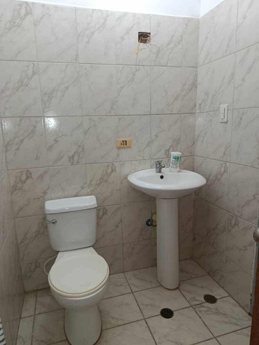 Apartamento Con Pozo En Res Valles Del Nogal