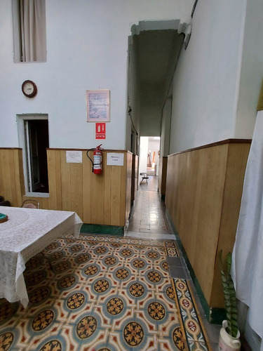 Imagen 8 de 17 de Casa 14 Dormitorios, Garaje, Funcionando Actualmente Como Pensión (negoción)