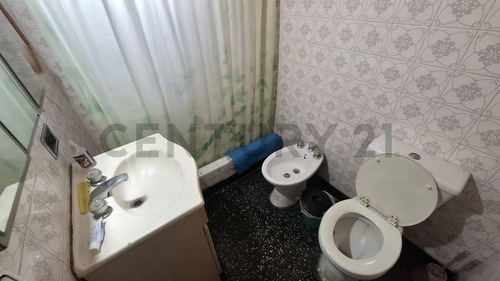 Venta De Ph 3 Ambientes En Banfield, Lomas De Zamora.