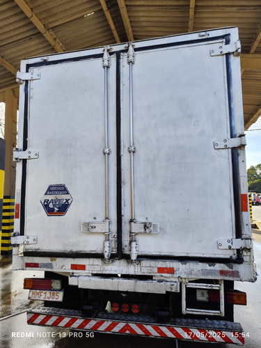 Accelo 915c. 2009 Com Baú Refrigerado