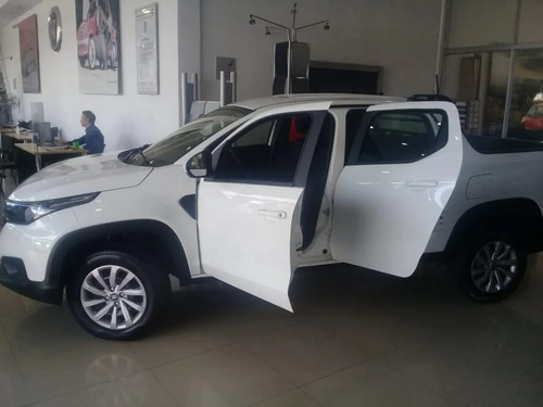 Imagen 17 de 23 de Nueva Fiat Strada Ranch Automatica Cvt 0km
