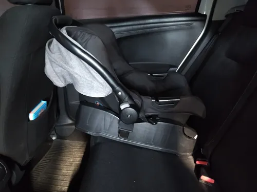 Silla De Bebé Para Auto Con Base Y Uso Como Moises Huevito (Usado)