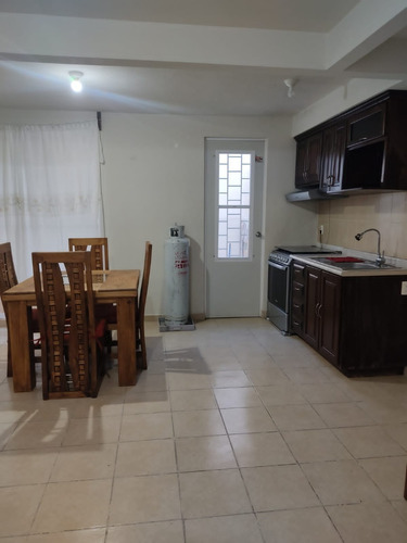 Imagen 5 de 19 de Casa En Renta Semi - Amueblada Fracc. Privado. Ciudad Del Sol Qro.