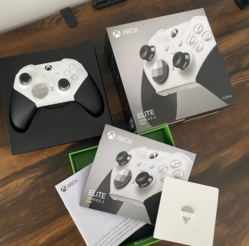Control Inalámbrico Elite Series 2 Xbox Series X/s/one (Usado)