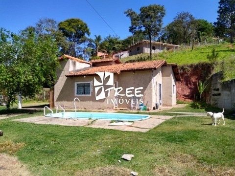 Imagem 1 de 26 de Venda De Chacara Vista Alegre/arujá A/t 1000m², A/c 160m², Distribuídos Em 3 Dormitórios Sendo 1 Suíte, 1 Banheiro Social, Sala, Cozinha, Despensa, Ár - Ch00095 - 68685217