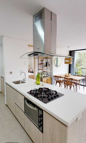 Imagen 2 de 13 de Venta Se Apartamento En Envigado Sector Loma De Las Brujas