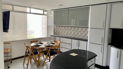 Imagen 2 de 12 de Se Alquila Apartamento En Colinas De Valle Arriba, 300m2