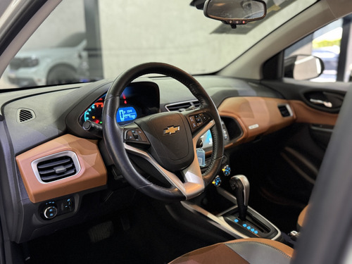 Chevrolet Onix 1.4 MPFI ACTIV 8V FLEX 4P AUTOMÁTICO