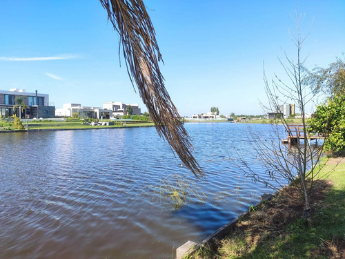 Casa En Venta Ubicado En San Sebastian, Escobar, G.b.a. Zona Norte