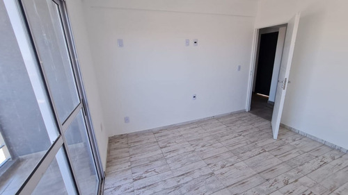 Imagen 8 de 13 de Venta De Departamento 3 Ambientes En Villa Luzuriaga