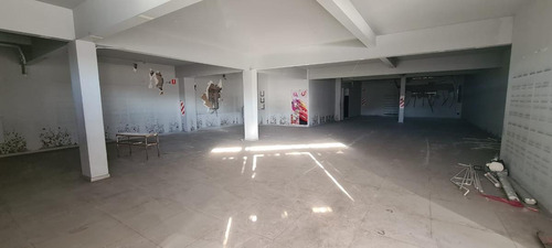 Imagen 7 de 22 de Local Comercial 1178 M² Cub. En 2 Plantas - Sobre Avenida / Metrobus - S.justo (ctro)