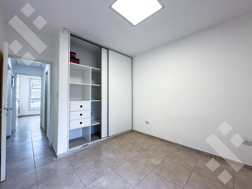 Venta Casa 2 Dormitorios Bº Perticone Centenario