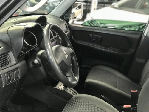 Imagem 4 de 6 de Mitsubishi Pajero Tr4 2.0 4x4 16v 140cv Flex 4p Automáti...