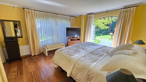 Broker Impecable 5d-4b-se-depend- Patio- Piscina