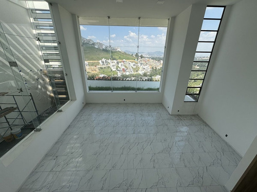 Residencia Nueva Muy Espaciosa Venta En Las Vilas, Cod. Zv1380
