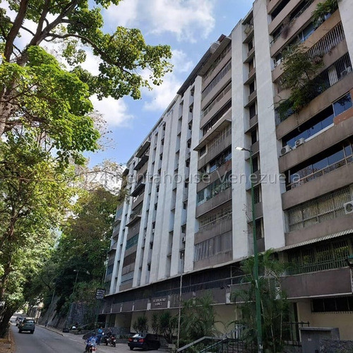 Apartamento En Venta En El Marqués Caracas 24-19481