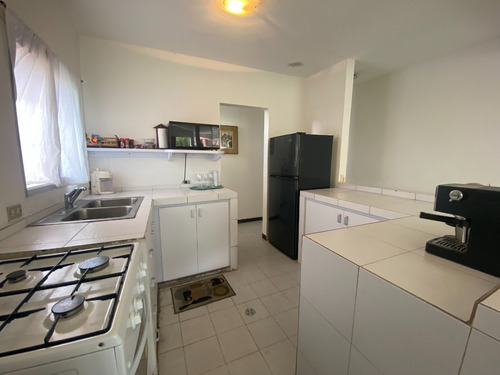 La Trinidad. Se Alquila Anexo 165 Mts.2 . Mls # 25-2025 Beatriz Pacheco