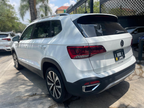 Volkswagen Taos 1.4 Tsi Highline At