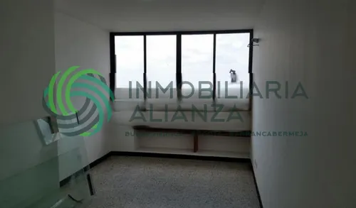 Oficina En Arriendo En Centro. Cod A13856