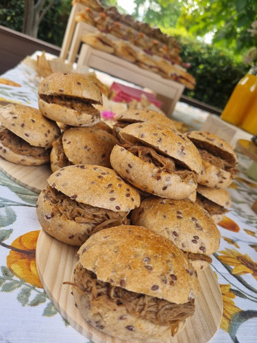 Servicios De Catering & Banqueteria Para Eventos