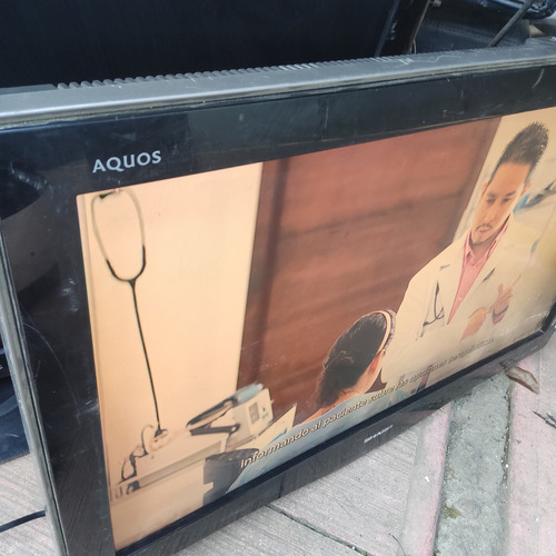 Tv Sharp Aquos Lc-32d43u Funcionando Sin Base Ni Control (Usado)