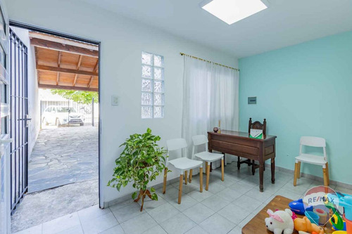 Casa En Venta 3 Dormitorios +quincho +consultorio