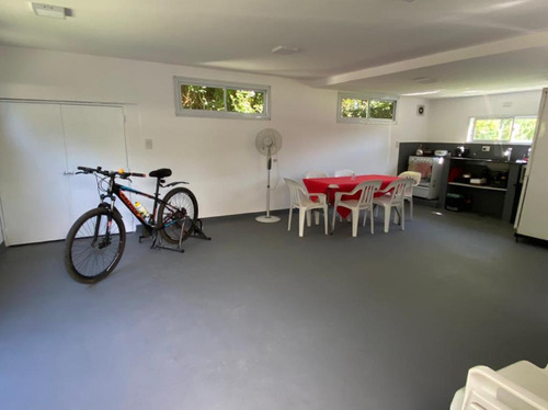 Casa En Venta En Villa Elisa