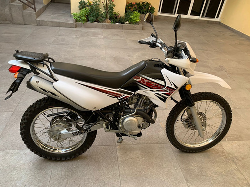 Yamaha Xtz 125 Color Blanco Modelo 2015
