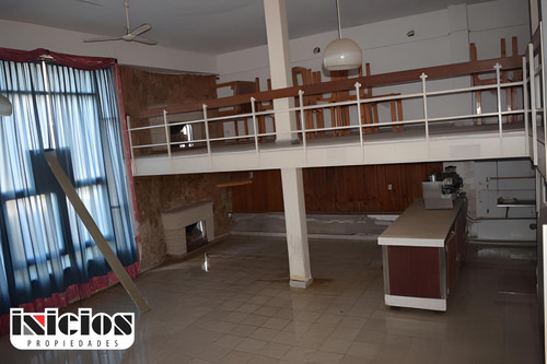 Hotel: Almirante Brown Nº 245 E/carreras Y Lebensohn - El Silvio - H329