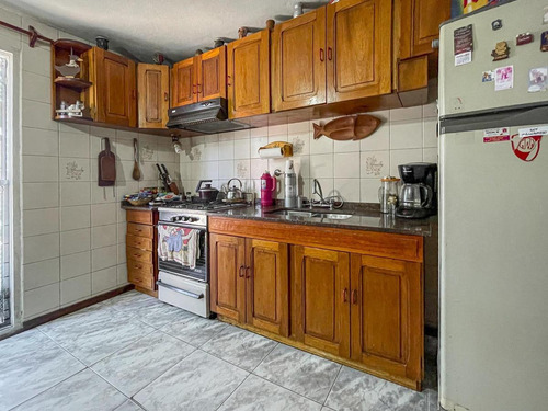 Imagen 7 de 30 de Casa De 3 Dormitorios, Departamento Y Local Independiente